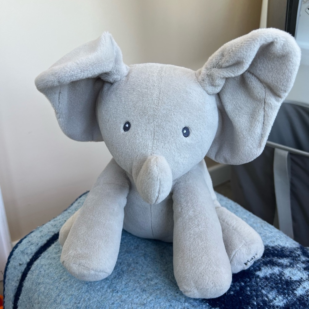 Baby gund singing peekaboo elephant